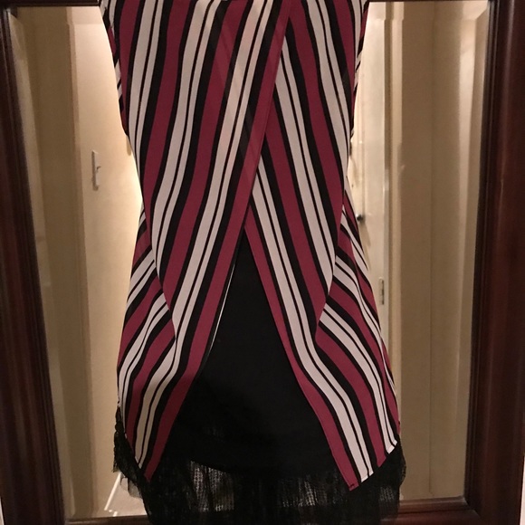 🎯SOLD🎯 Michael Kors sleeveless top - Picture 3 of 5